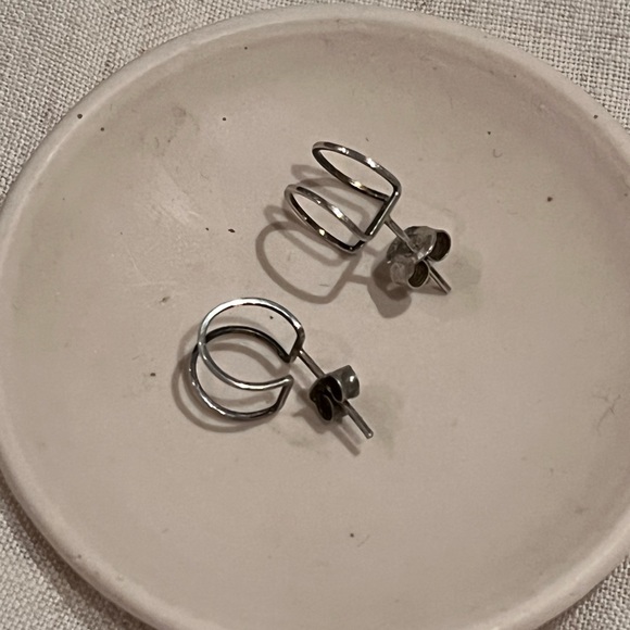 Silver double hoop huggies - Picture 3 of 4